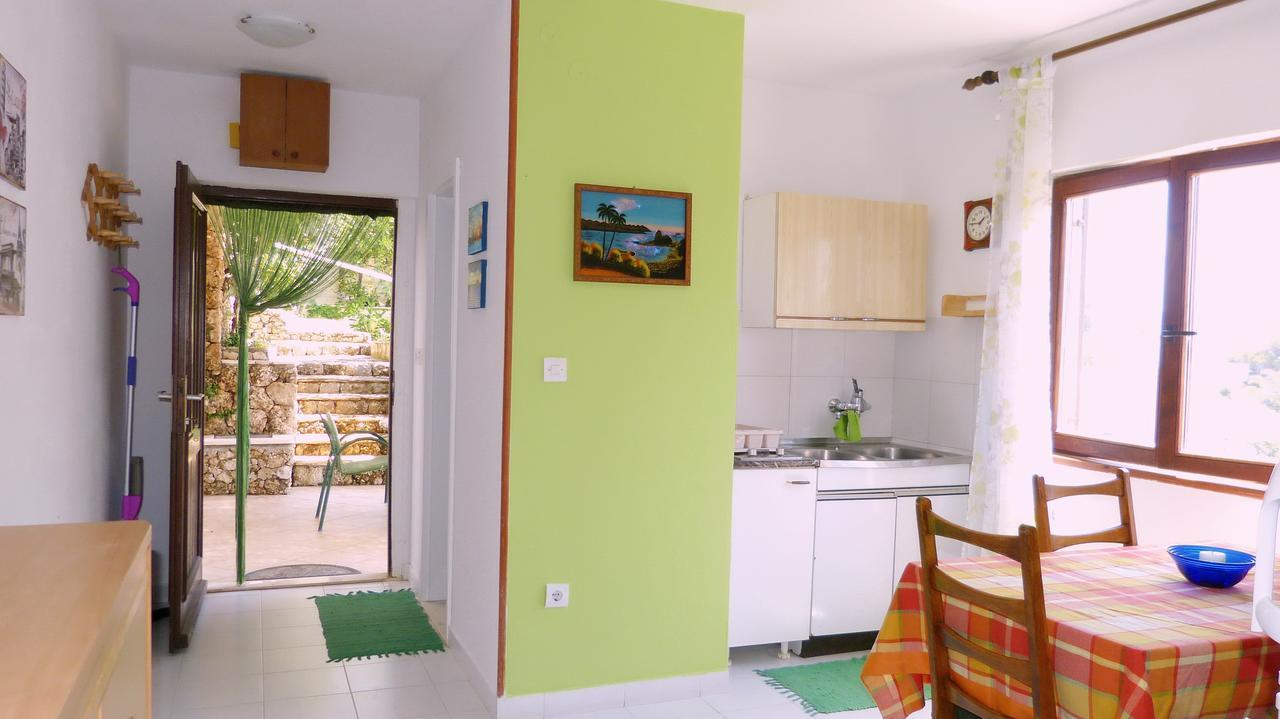 Beach Front Apartments Balica Rat Omis Exterior photo
